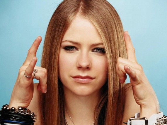Free Send to Mobile Phone Avril Lavigne Celebrities Female wallpaper num.151