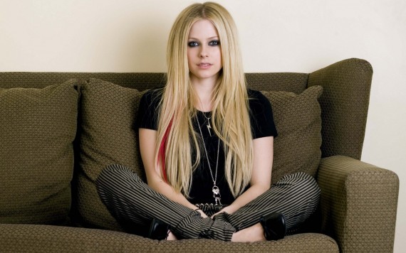 Free Send to Mobile Phone Avril Lavigne Celebrities Female wallpaper num.120
