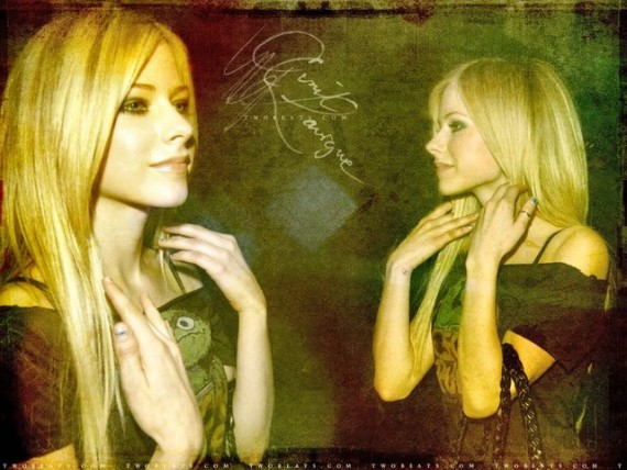 Free Send to Mobile Phone Avril Lavigne Celebrities Female wallpaper num.71