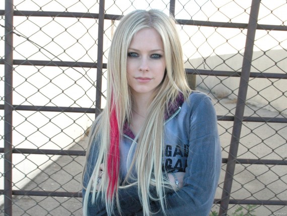 Free Send to Mobile Phone Avril Lavigne Celebrities Female wallpaper num.87