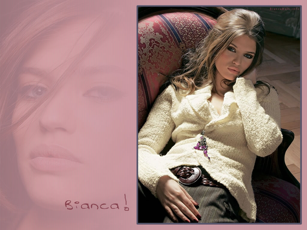 Download Languishing Bianca Balti wallpaper / 1024x768