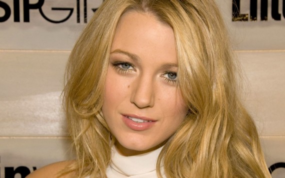 Free Send to Mobile Phone Actress from: The Sisterhood of the Traveling Pants Blake Lively wallpaper num.1