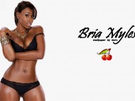 Bria Myles / Celebrities Female