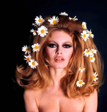 Free Send to Mobile Phone Brigitte Bardot Celebrities Female wallpaper num.2