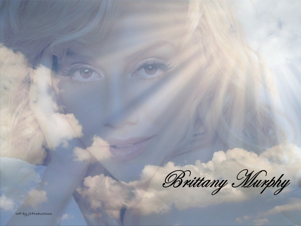 Download Sunshine Brittany Murphy wallpaper / 1024x768