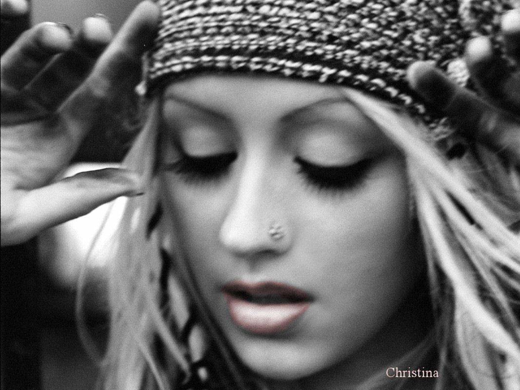 Full size Christina Aguilera wallpaper / Celebrities Female / 1066x800