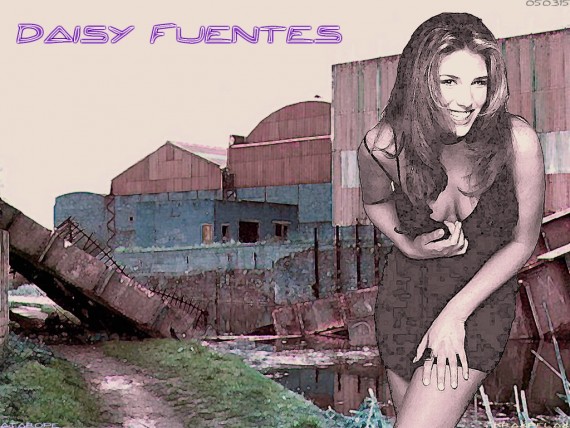 Free Send to Mobile Phone Daisy Fuentes Celebrities Female wallpaper num.2