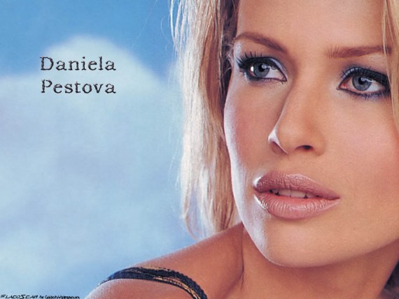 Free Send to Mobile Phone Daniela Pestova Celebrities Female wallpaper num.26