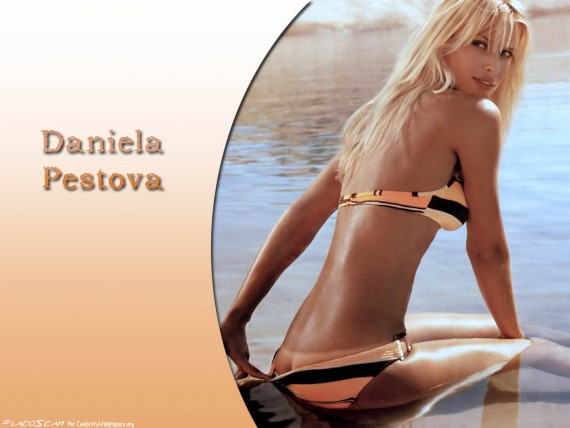 Free Send to Mobile Phone Daniela Pestova Celebrities Female wallpaper num.45