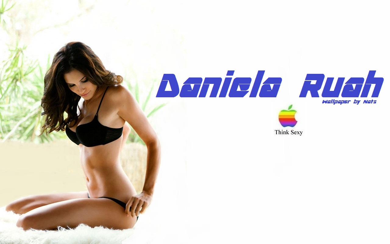Download High quality Daniela Ruah wallpaper / Celebrities Female / 1280x800