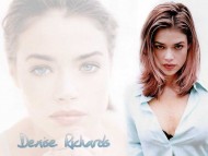 Denise Richards / Celebrities Female