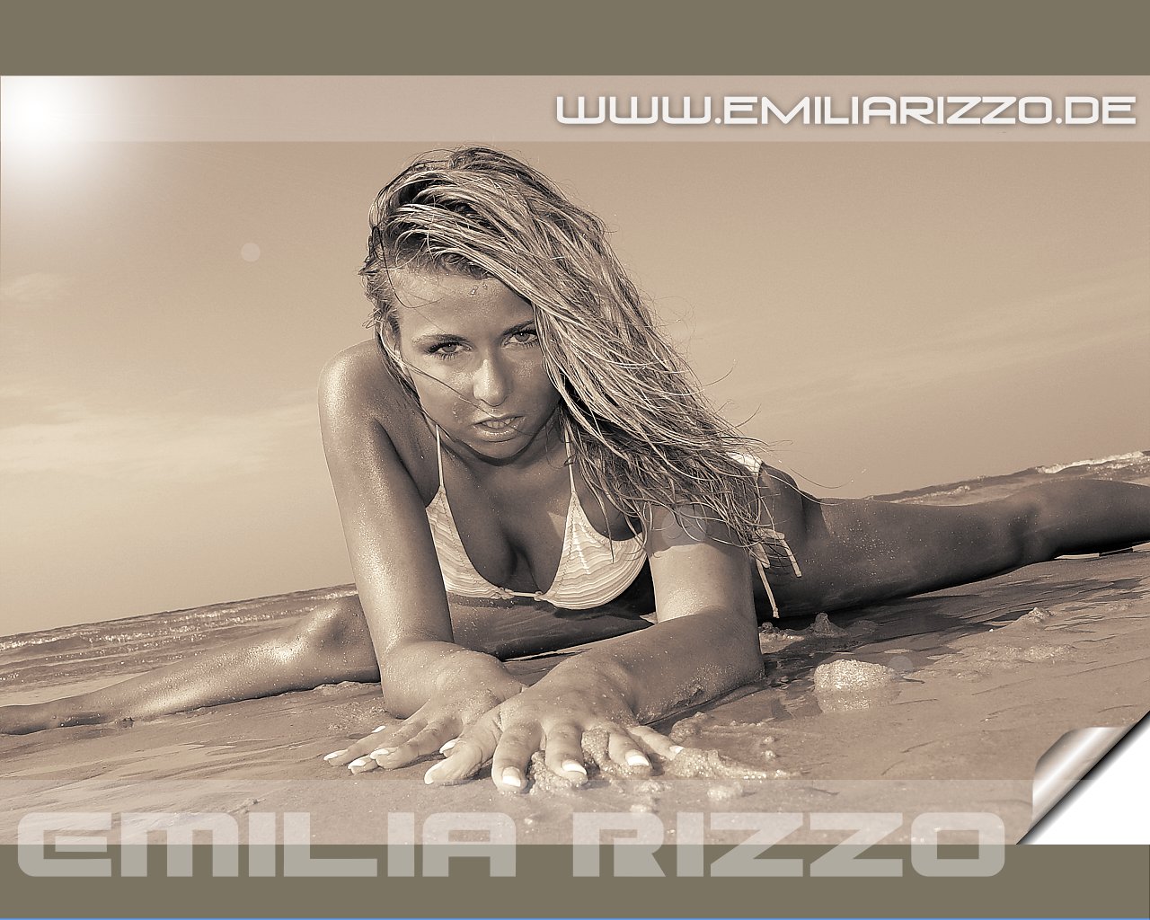 Download HQ Emilia Rizzo wallpaper / Celebrities Female / 1280x1024