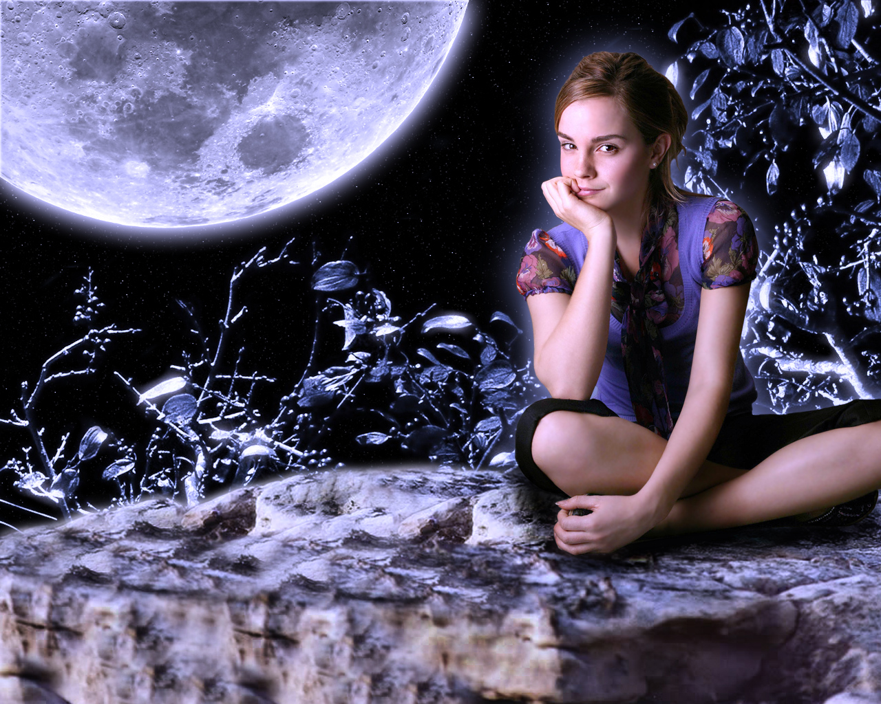 Download High quality Emma Watson wallpaper / Celebrities Female / 1280x1024