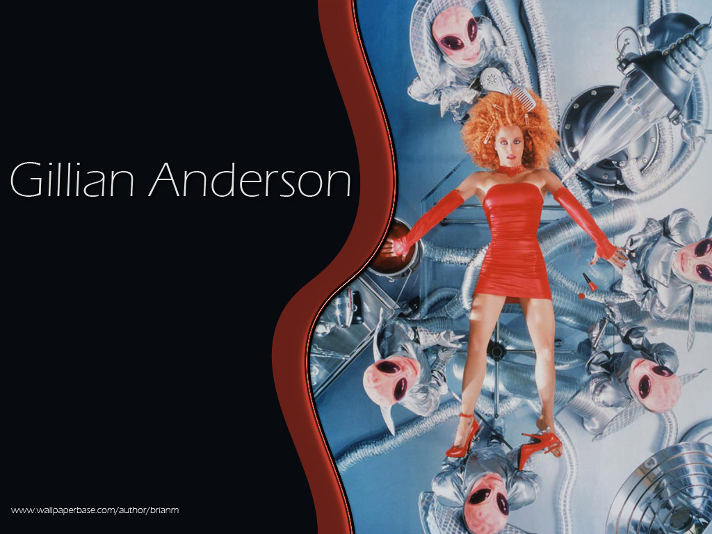 Full size Gillian Anderson wallpaper / Celebrities Female / 1024x768