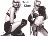 Heidi Klum / Celebrities Female