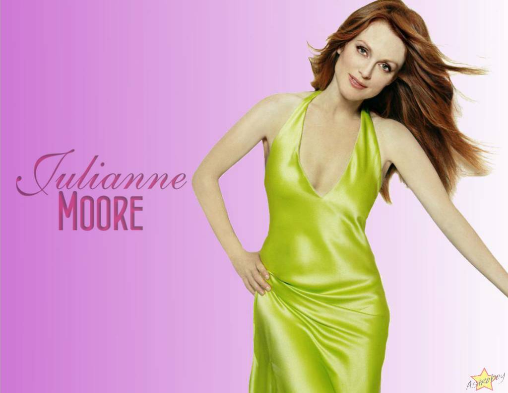 Download Julianne Moore / Celebrities Female wallpaper / 1024x791