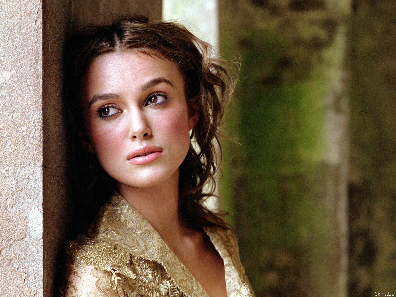 Download High quality Keira Knightley wallpaper / Celebrities Female / 1600x1200