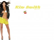 Kim Smith / Celebrities Female