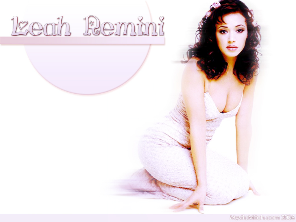 Download Leah Remini / Celebrities Female wallpaper / 1024x768