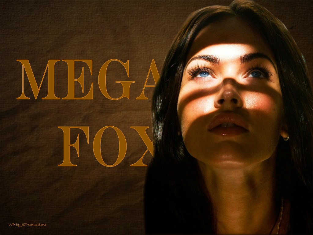Full size Look up Megan Fox wallpaper / 1024x768