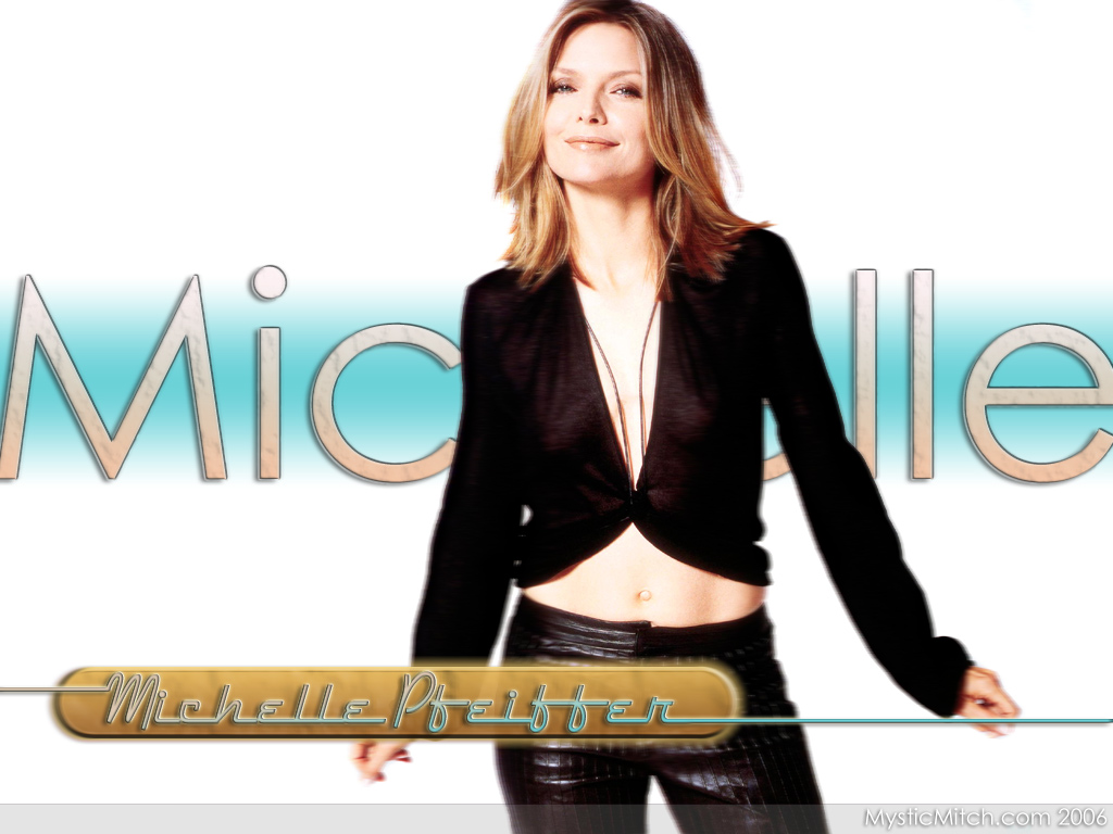 Download Michelle Pfeiffer / Celebrities Female wallpaper / 1024x768