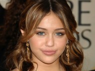 Miley Cyrus / Celebrities Female