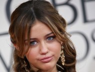 Download Miley Cyrus / Celebrities Female
