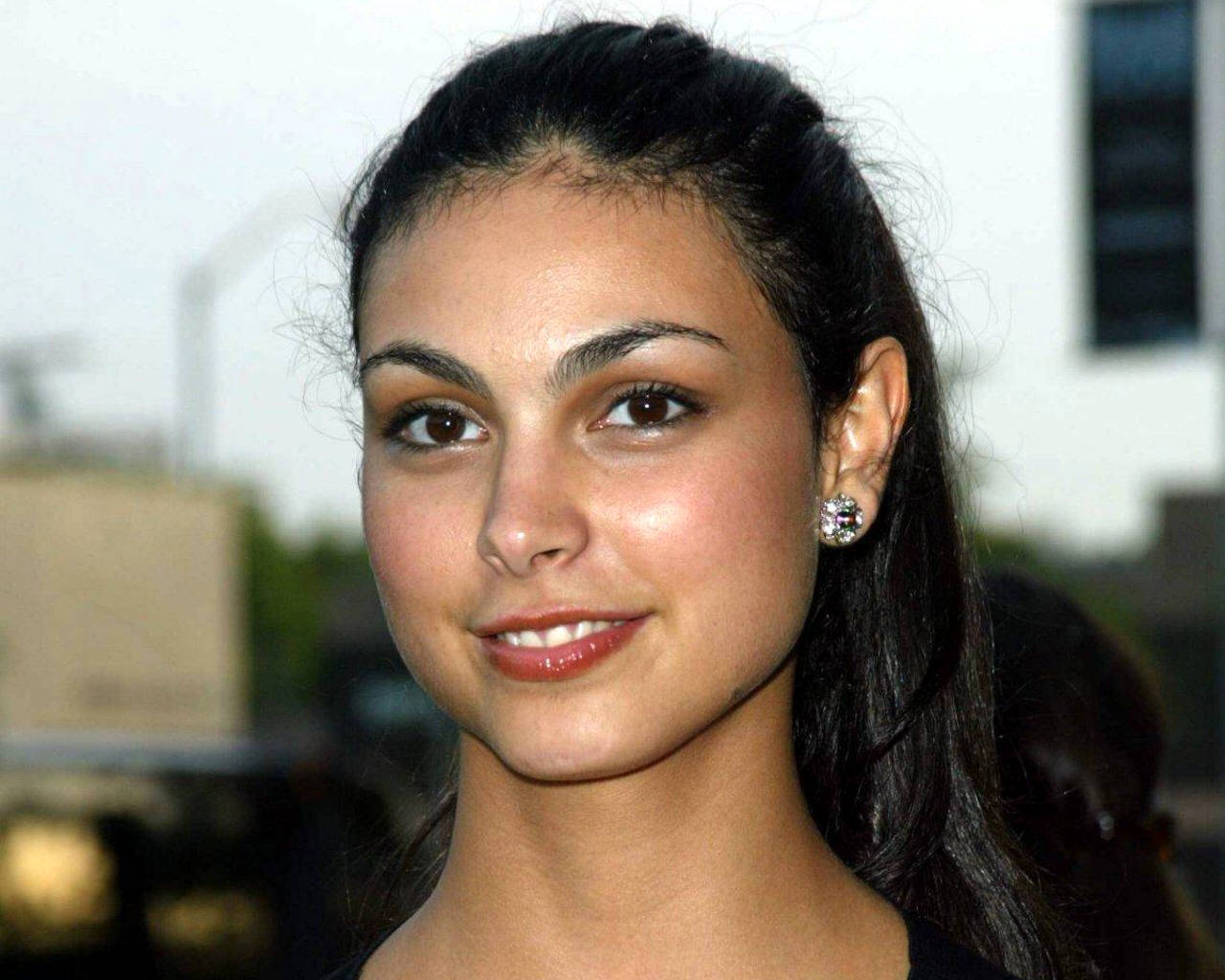 Download full size Morena Baccarin wallpaper / Celebrities Female / 1280x1024