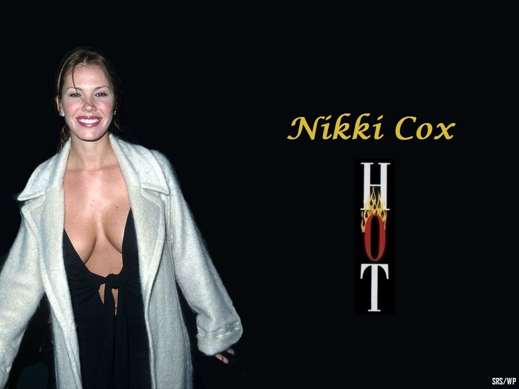Download Nikki Cox / Celebrities Female wallpaper / 1024x768