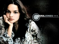 Download Norah Jones / Celebrities Female