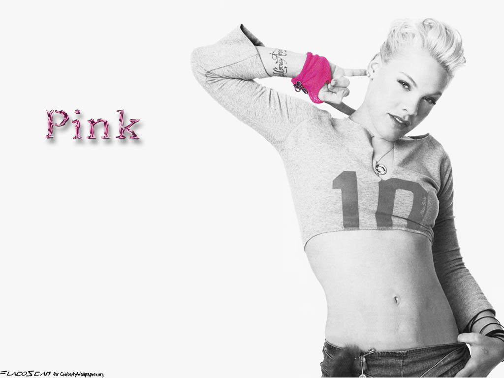 Full size Pink wallpaper / Celebrities Female / 1024x768