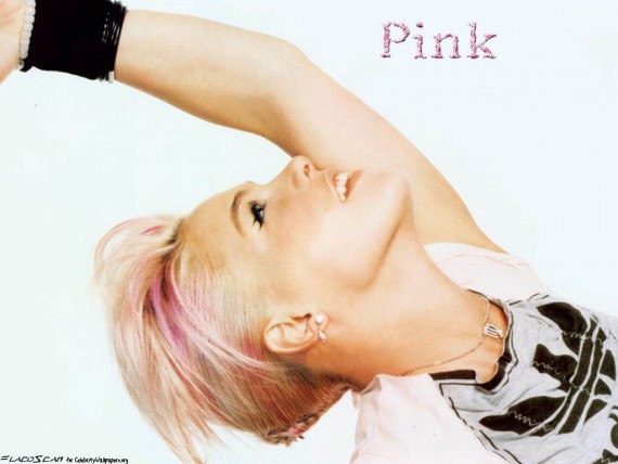 Free Send to Mobile Phone Pink Celebrities Female wallpaper num.20