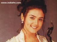 Preity Zinta / Celebrities Female