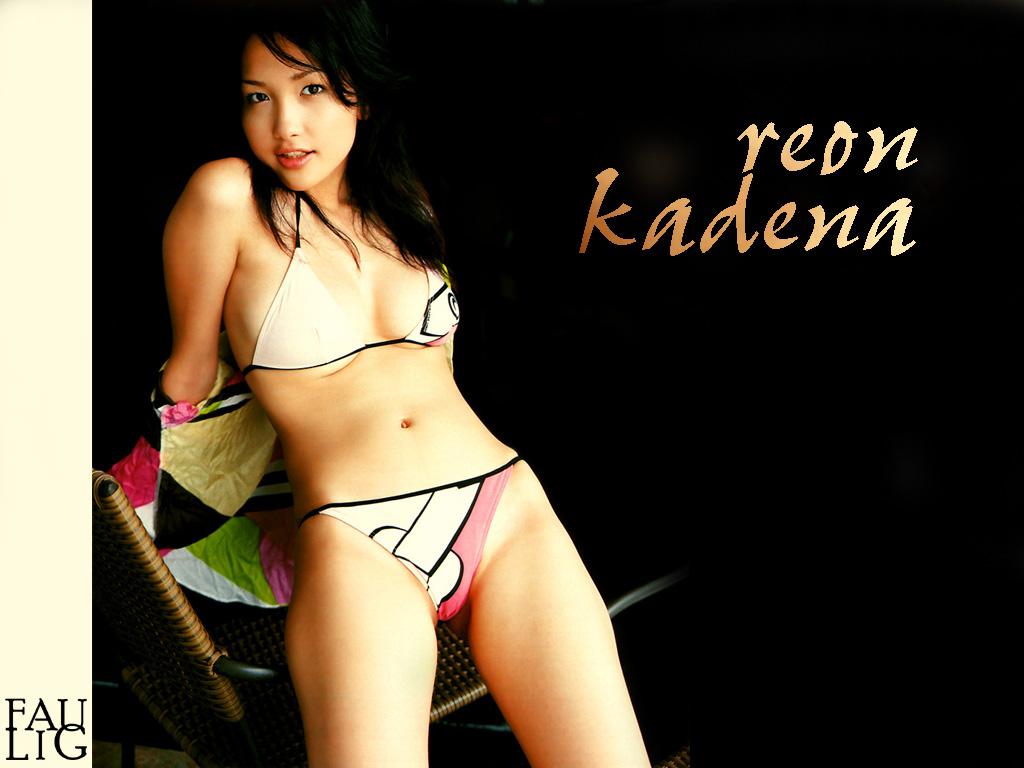 Download Reon Kadena / Celebrities Female wallpaper / 1024x768
