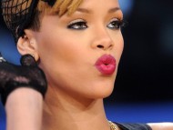 Download HQ Rihanna  / Celebrities Female