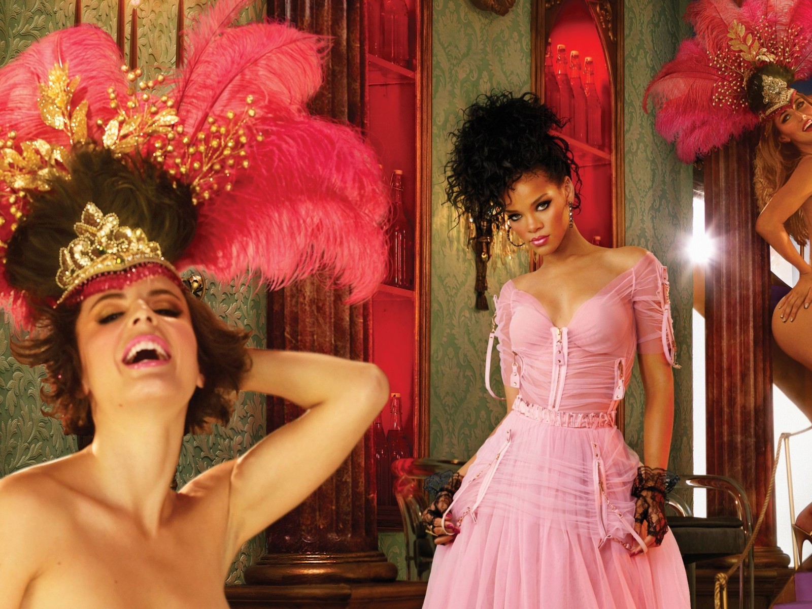 Download full size cabaret Rihanna wallpaper / 1600x1200