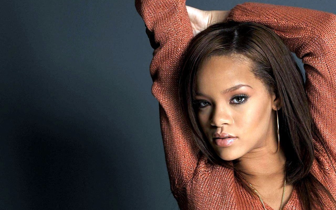 Download full size Rihanna wallpaper / Celebrities Female / 1280x800