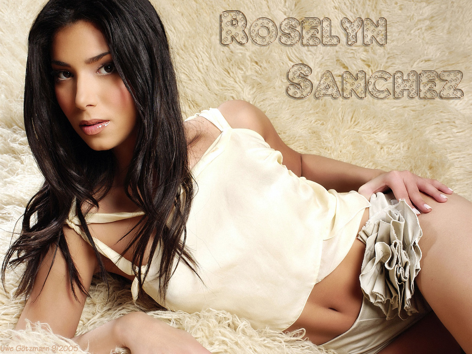 Download High quality Roselyn Sanchez wallpaper / Celebrities Female / 1600x1200