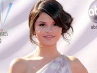 Selena Gomez / Celebrities Female
