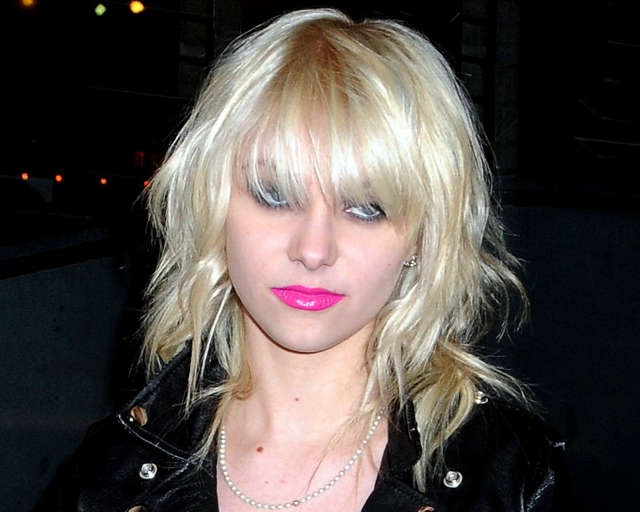 Download High quality Taylor Momsen wallpaper / Celebrities Female / 1280x1024