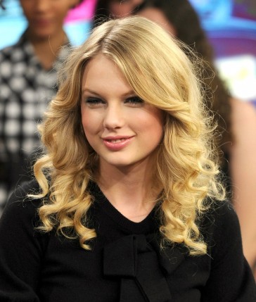 Free Send to Mobile Phone Taylor Swift Celebrities Female wallpaper num.4