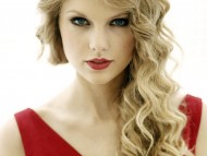 Taylor Swift / Celebrities Female