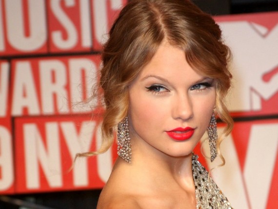 Free Send to Mobile Phone Taylor Swift Celebrities Female wallpaper num.18