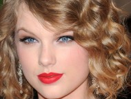 Download Taylor Swift / Celebrities Female