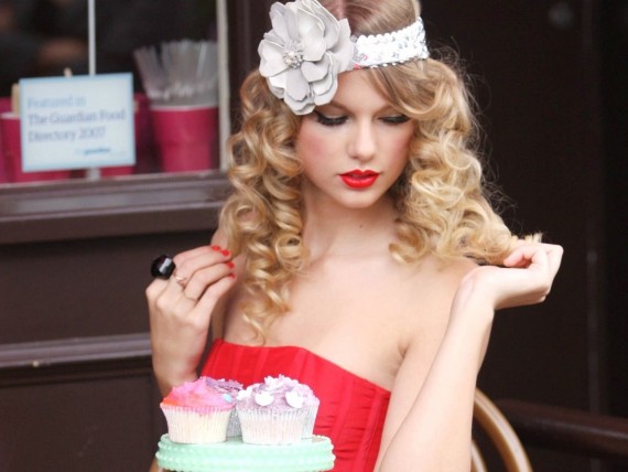Free Send to Mobile Phone Taylor Swift Celebrities Female wallpaper num.21