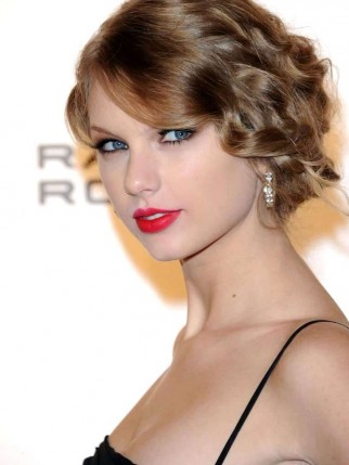 Free Send to Mobile Phone Taylor Swift Celebrities Female wallpaper num.43