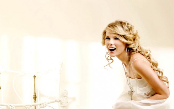 Free Send to Mobile Phone Taylor Swift Celebrities Female wallpaper num.39