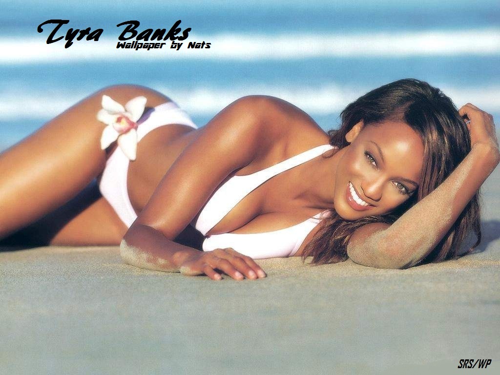 Full size Tyra Banks wallpaper / Celebrities Female / 1024x768