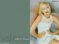 Download Valeria Mazza / Celebrities Female