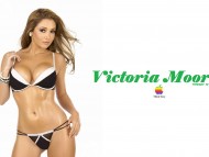 Victoria Moore / Celebrities Female